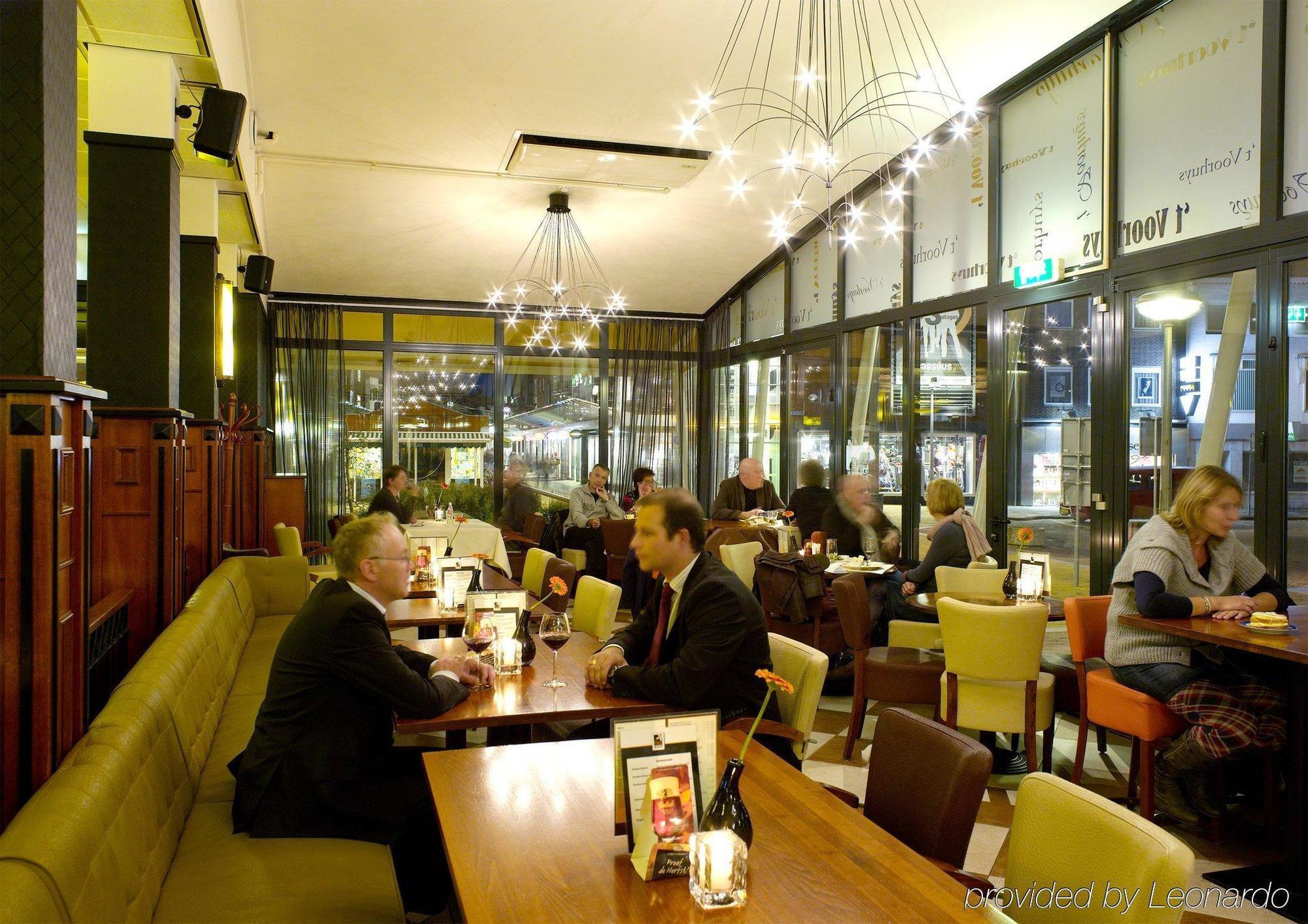 Hotel Restaurant Grandcafe 'T Voorhuys Emmeloord Restauracja zdjęcie